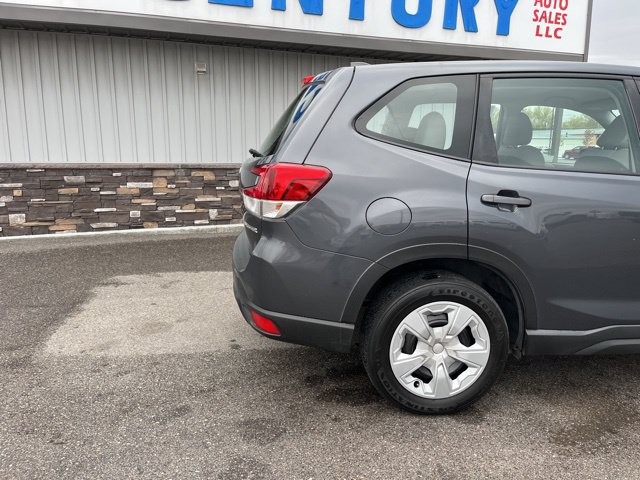 Used 2023 Subaru Forester AWD/4WD image 16