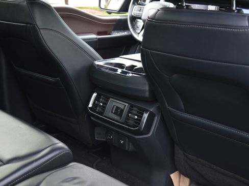 Used 2021 Ford F150 Lariat image 37