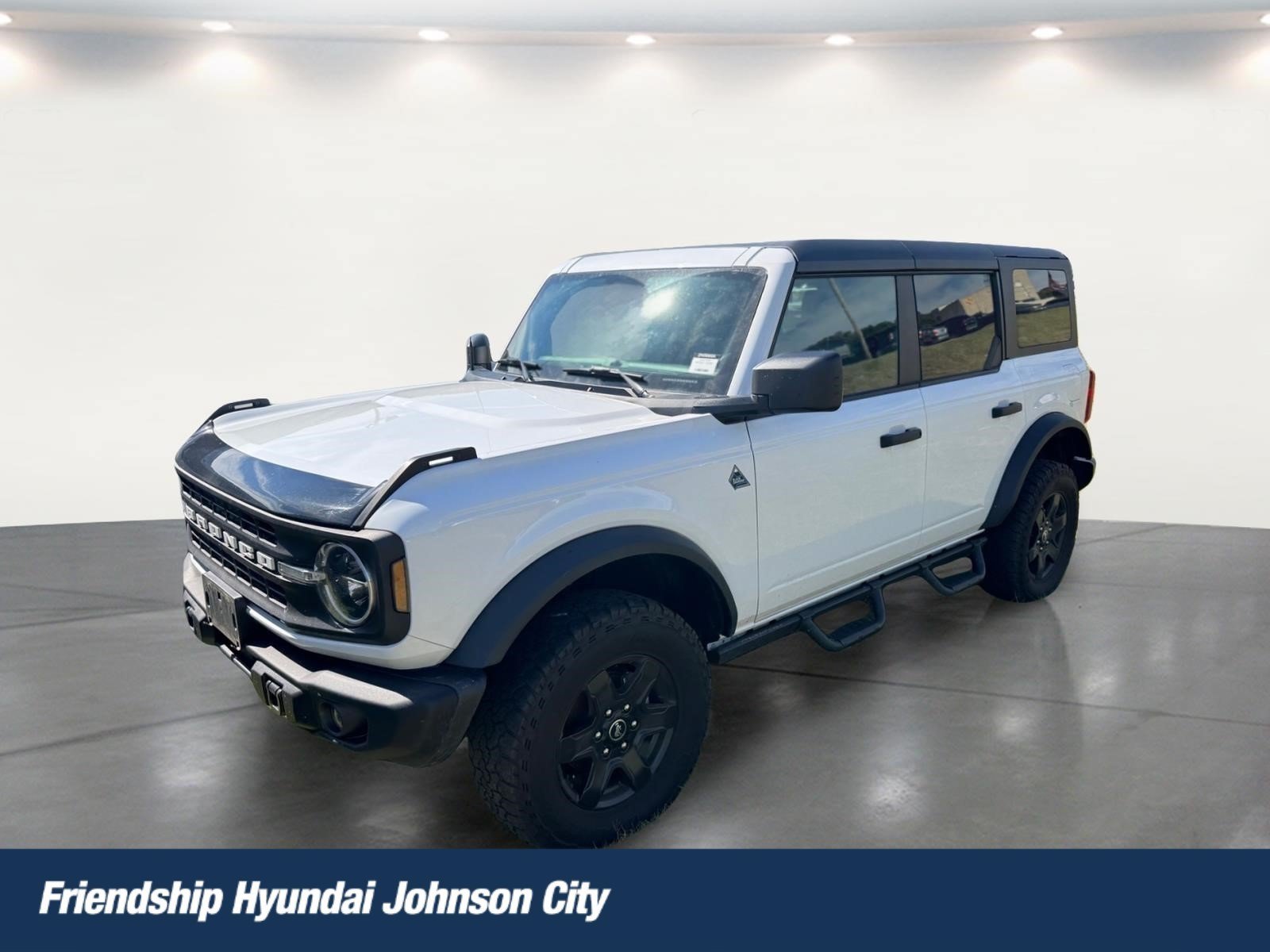 Used 2024 Ford Bronco Black Diamond AWD/4WD image 1