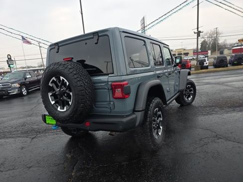 Used 2024 Jeep Wrangler Unlimited Rubicon 4xe w/ Capability Package image 7