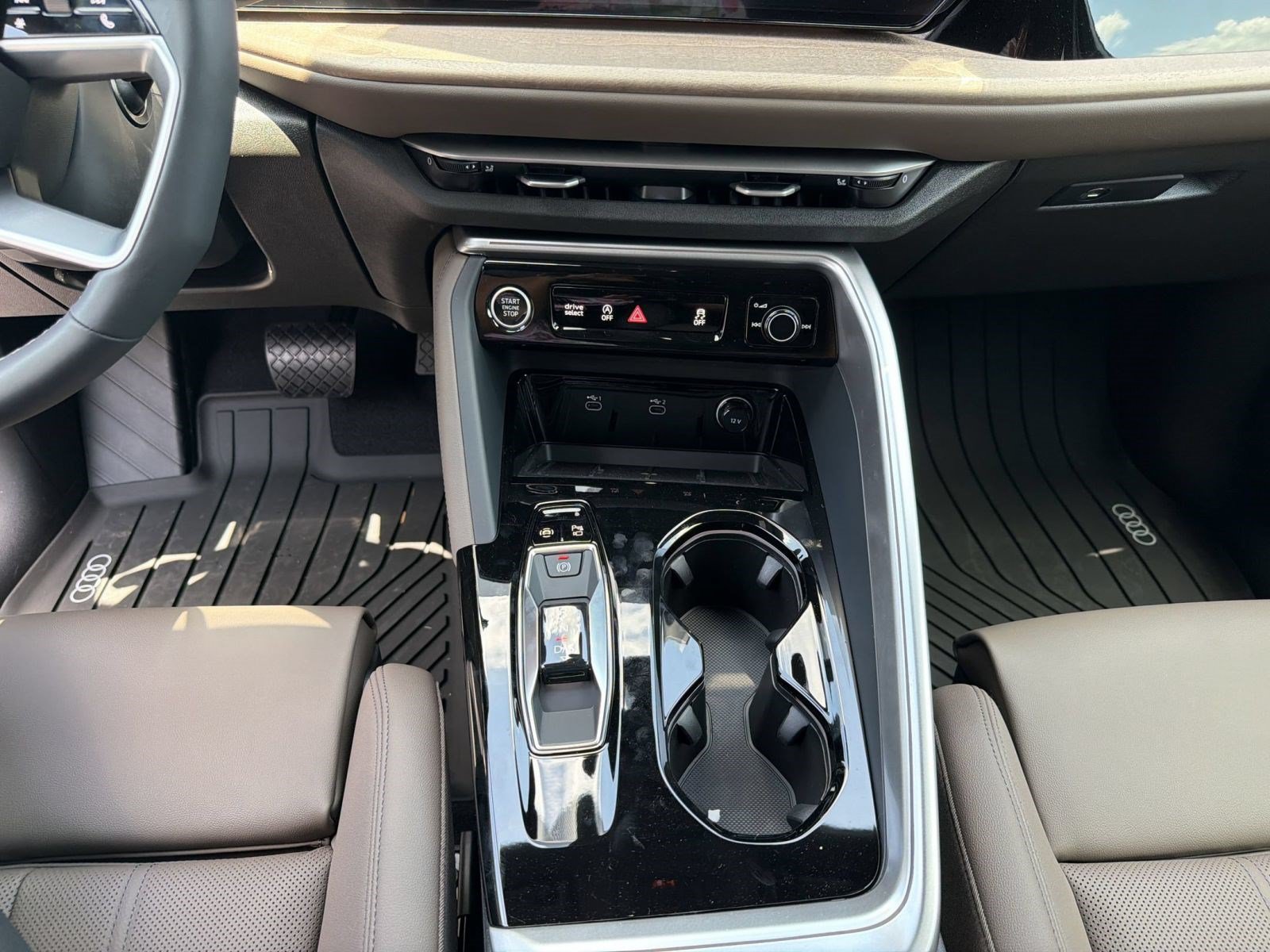 New 2026 Audi Q5 Premium Plus w/ Premium Plus AWD/4WD image 17