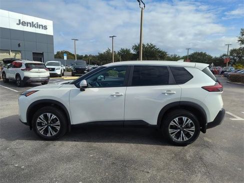 Certified 2023 Nissan Rogue SV image 7