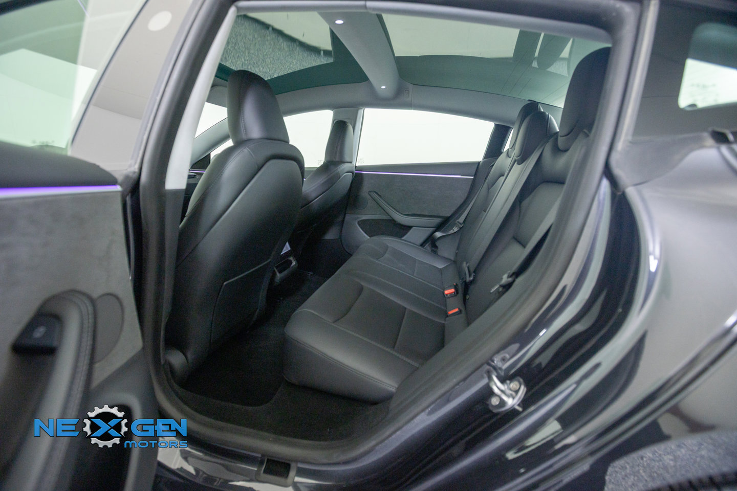 Used 2025 Tesla Model 3 Long Range AWD/4WD image 24