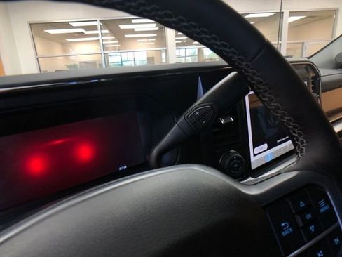 New 2026 Ford F250 Lariat w/ Black Appearance Package image 19