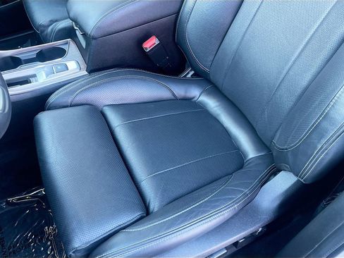 Used 2022 Subaru Ascent Touring AWD/4WD image 20
