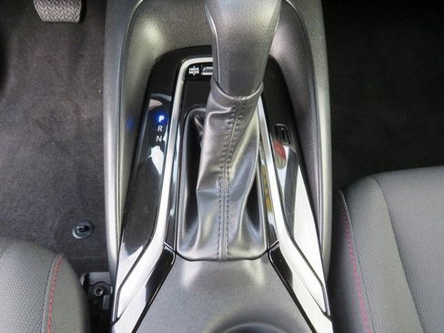 Certified 2025 Toyota Corolla SE image 24