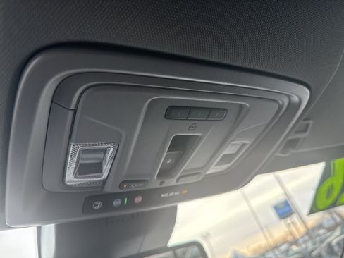 New 2026 GMC Sierra 1500 SLT w/ SLT Premium Plus Package image 31