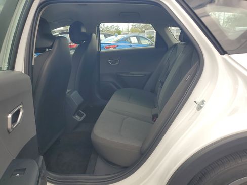 Used 2025 Kia K4 LXS image 24