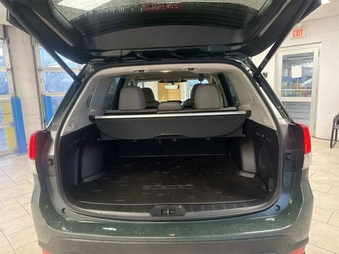 Used 2024 Subaru Forester Limited image 35