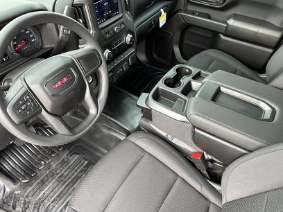 New 2026 GMC Sierra 2500 Pro w/ Convenience Package