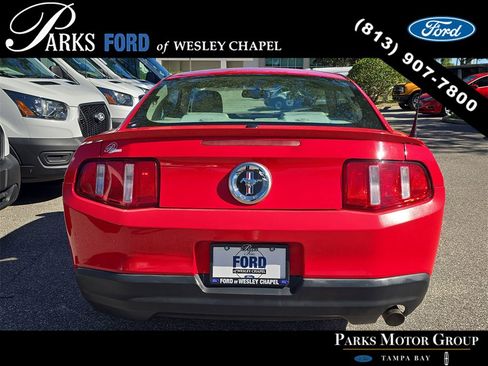 Used 2010 Ford Mustang Coupe image 5