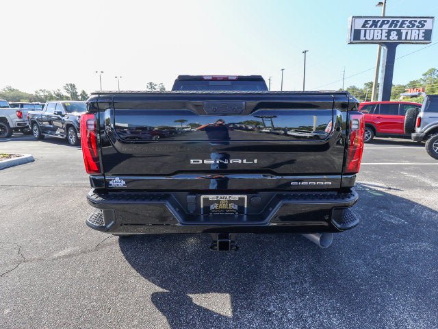 Used 2024 GMC Sierra 3500 Denali w/ Denali Reserve Package AWD/4WD image 8