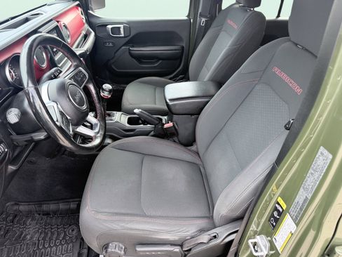 Used 2021 Jeep Gladiator Rubicon w/ Cold Weather Group image 22