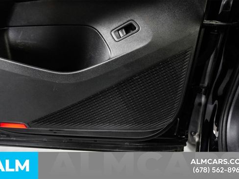 Used 2025 Volkswagen Atlas SE image 50