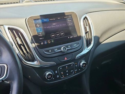 Used 2020 Chevrolet Equinox LT FWD image 21