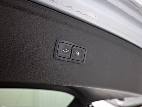 Used 2020 Audi Q5 2.0T Premium Plus w/ Premium Plus Package AWD/4WD image 36