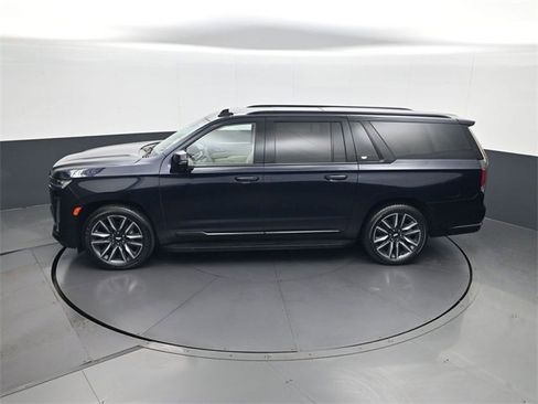 Used 2021 Cadillac Escalade ESV Sport Platinum image 21