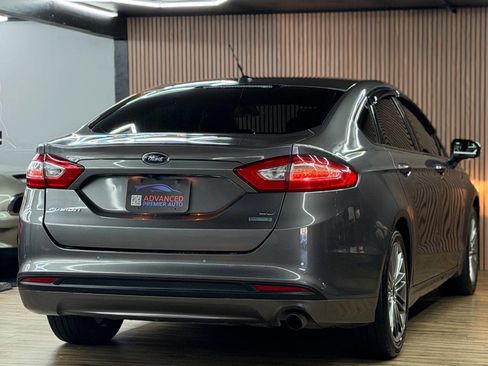 Used 2013 Ford Fusion SE FWD image 4