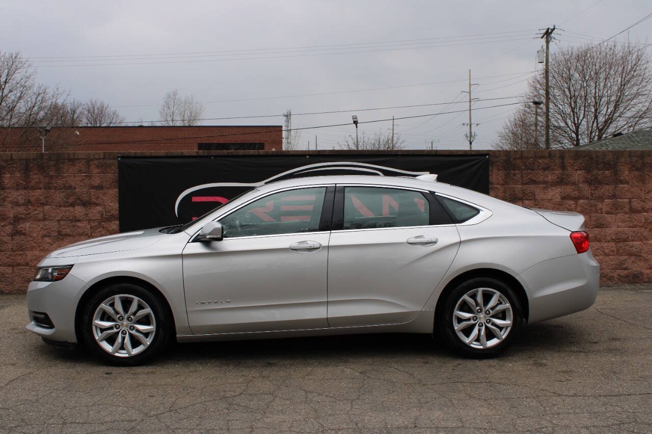 Used 2019 Chevrolet Impala LT FWD image 2