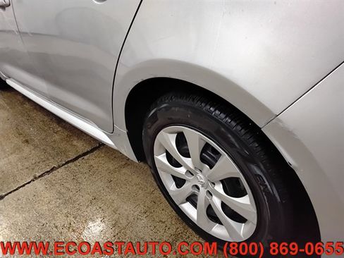 Used 2024 Toyota Corolla LE FWD image 17
