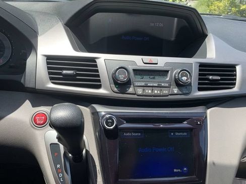 Used 2016 Honda Odyssey SE image 21
