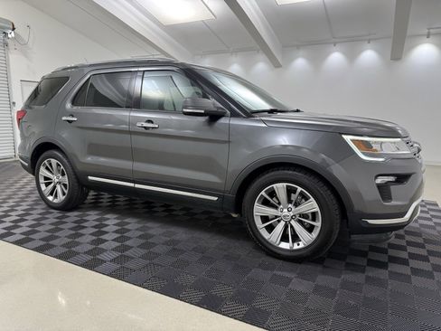 Used 2018 Ford Explorer Limited image 1