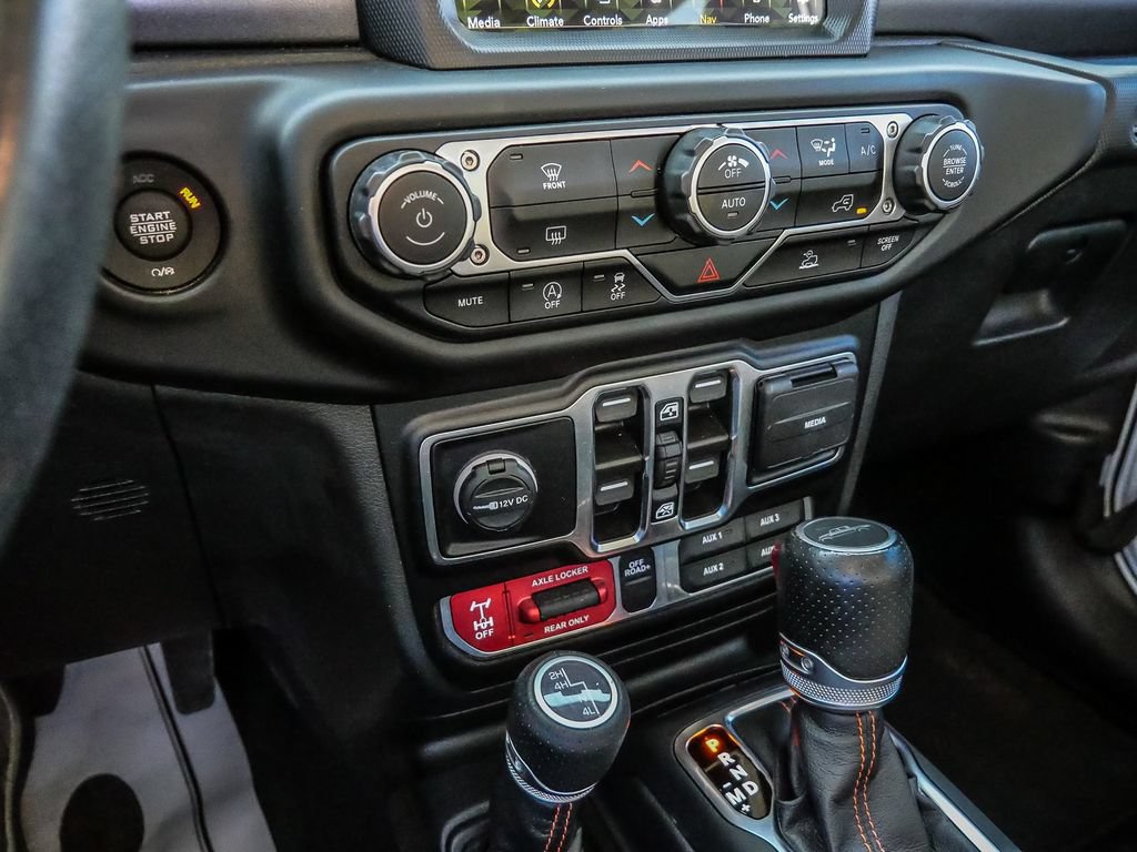 Used 2021 Jeep Gladiator Mojave AWD/4WD image 40