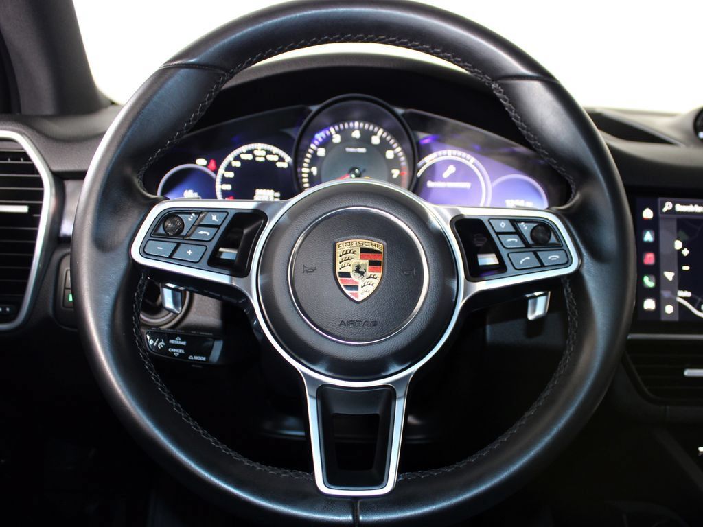 Certified 2023 Porsche Cayenne AWD/4WD image 17