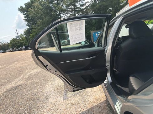 Used 2024 Toyota Camry SE FWD image 35