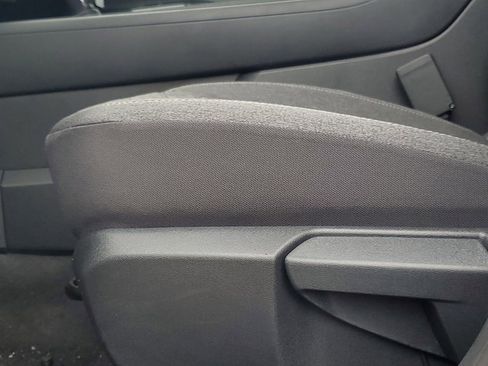 New 2026 Nissan Kicks SV image 13