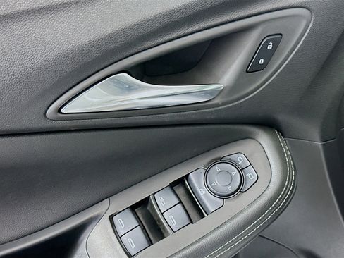 Used 2024 Buick Encore GX Sport Touring w/ Comfort Package image 15