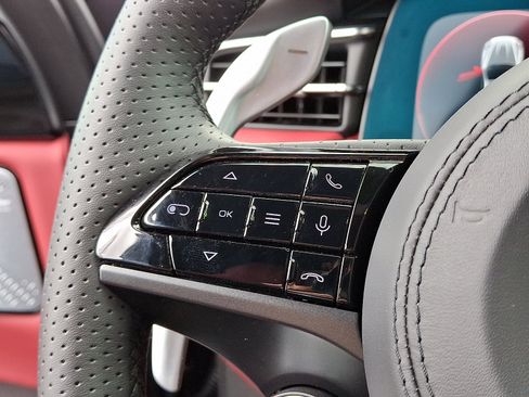 New 2025 Maserati Grecale Modena image 16