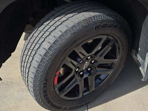 Used 2021 Chevrolet Silverado 1500 RST w/ Redline Edition image 31