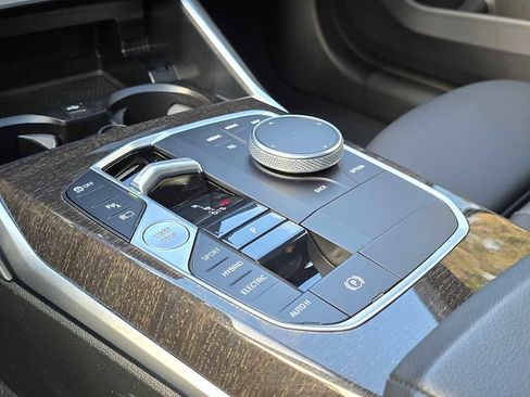 Used 2023 BMW 330e xDrive w/ Driving Assistance Package image 38