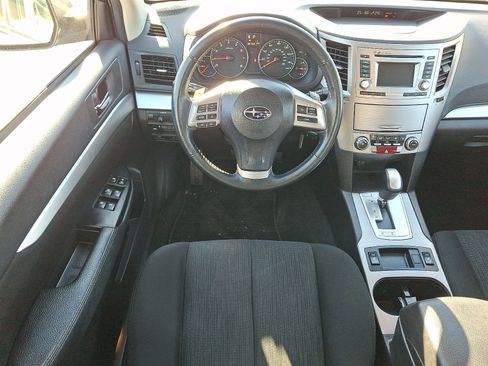 Used 2014 Subaru Legacy 2.5i Premium image 11