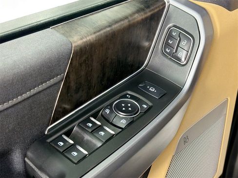 Used 2024 Ford F450 Lariat w/ Camper Package image 17