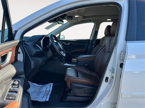 Used 2023 Subaru Ascent Touring image 9