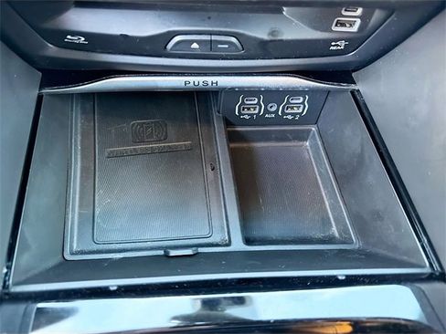 Used 2022 Chrysler Pacifica Pinnacle image 34