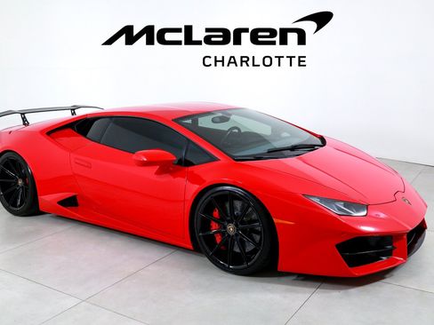 Used 2016 Lamborghini Huracan LP 580-2 RWD image 2