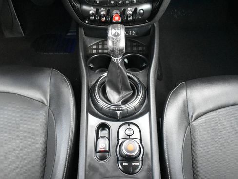 Used 2017 MINI Cooper Clubman FWD image 23