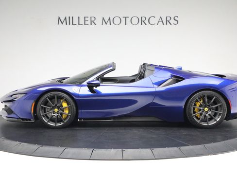 Certified 2022 Ferrari SF90 Spider image 4