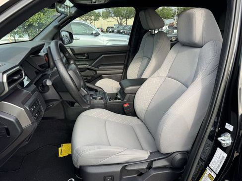 Certified 2025 Toyota Tacoma SR5 image 26