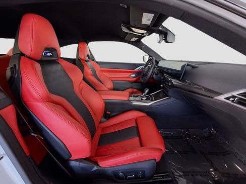 Used 2025 BMW M4 Competition w/ Executive Package RWD image 28
