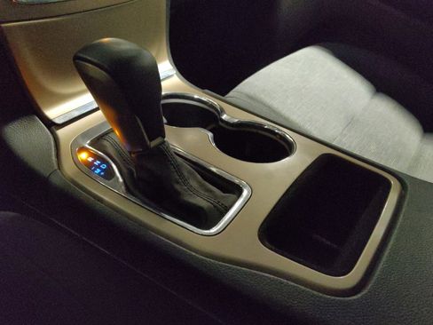 Used 2016 Jeep Grand Cherokee Laredo w/ Quick Order Package 23E image 26