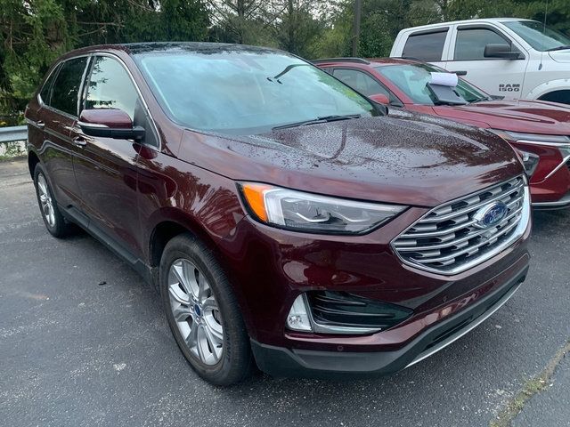 Used 2022 Ford Edge Titanium w/ Equipment Group 301A AWD/4WD image 5