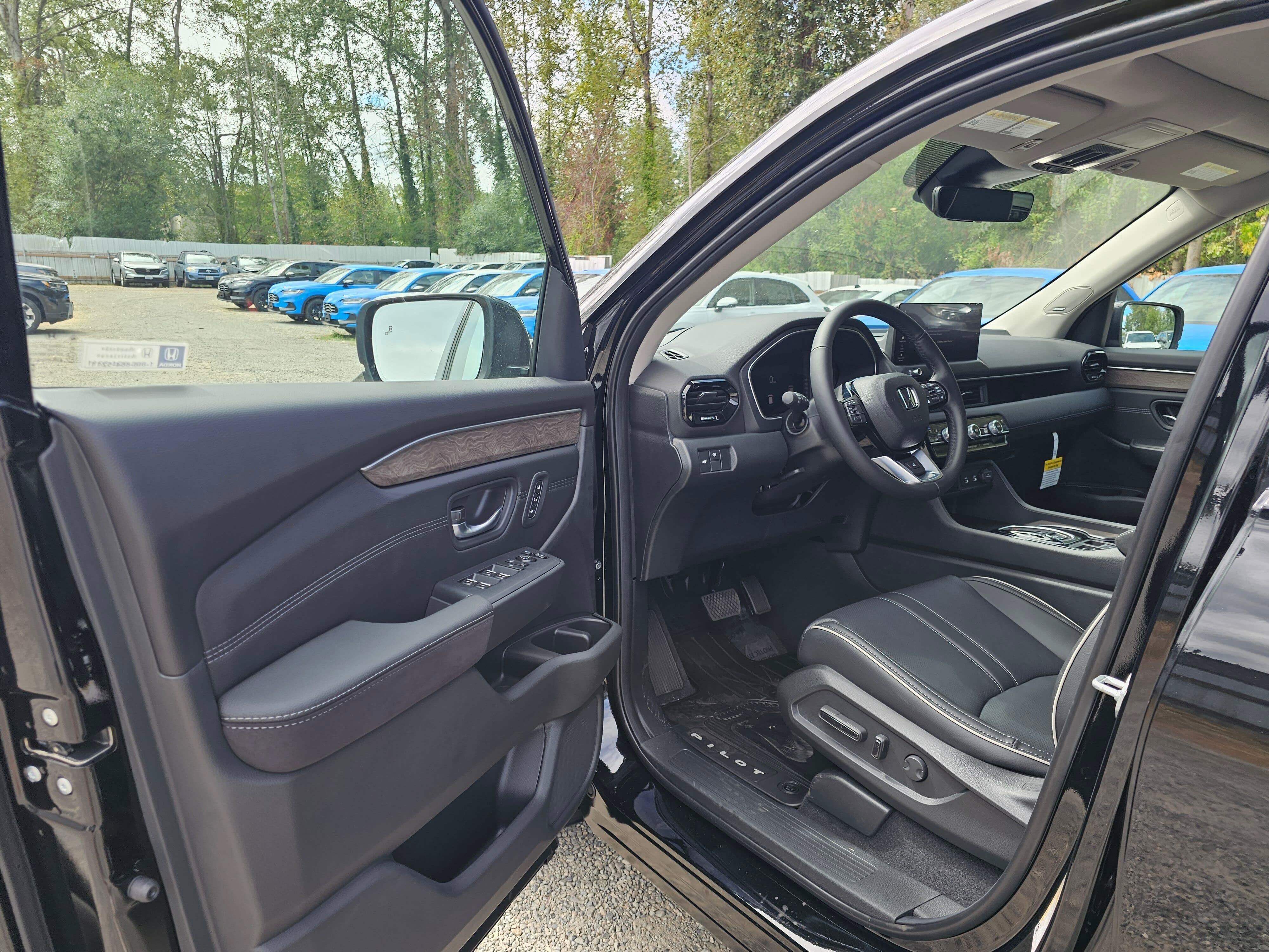 New 2026 Honda Pilot Elite image 23