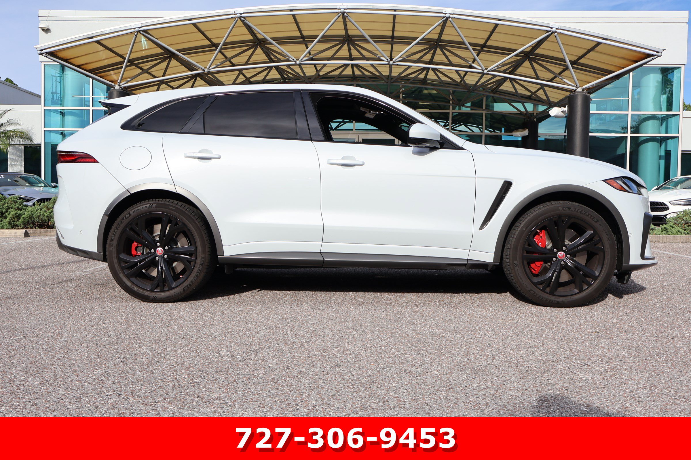 Used 2021 Jaguar F-PACE SVR AWD/4WD image 11