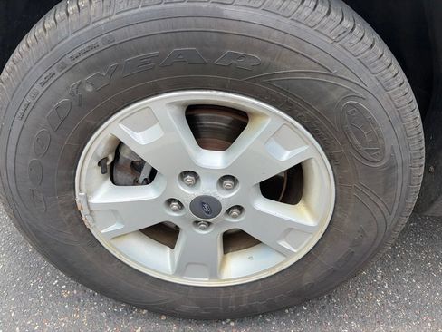 Used 2005 Ford Escape XLT AWD/4WD image 1