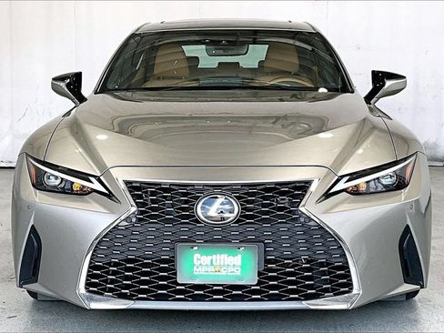 Used 2023 Lexus IS 300 w/ Comfort Package RWD image 2