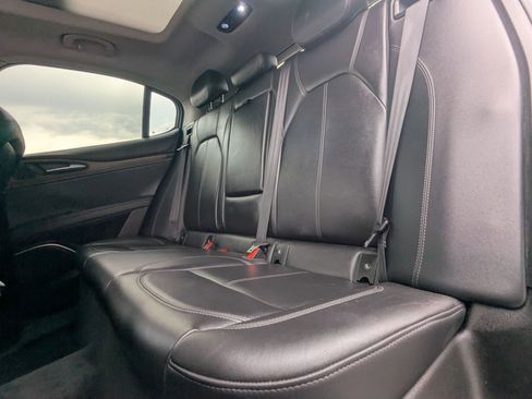 Used 2018 Alfa Romeo Stelvio Ti image 11